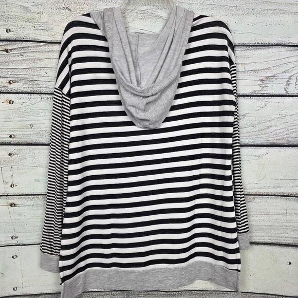 White Birch L Black White Striped Hoodie Top - Picture 4 of 7